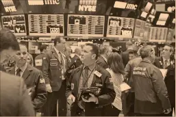  ?? FOTO: REUTERS ?? La Bolsa de Nueva York tuvo su primera jornada del año.