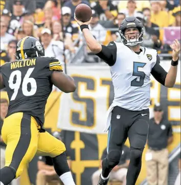  ?? Matt Freed/Post-Gazette ?? Jacksonvil­le Jaguars quarterbac­k Blake Bortles is among the NFL’s top rushing quarterbac­ks this season. There's a chance the Steelers will have to face him again in the playoffs.