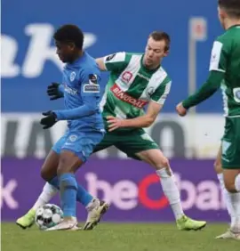  ?? FOTO DICK DEMEY ?? Verschuere­n in actie in het oefenduel van vorige zondag tegen KRC Genk.