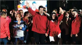  ?? MANU QUINTERO/DPA FILE PHOTOGRAPH ?? Venezuelan President Nicolas Maduro, center left, and his wife, Cilia Flores, center right, on the Bolivar square in Caracas, Venezuela, on July 31, 2017.