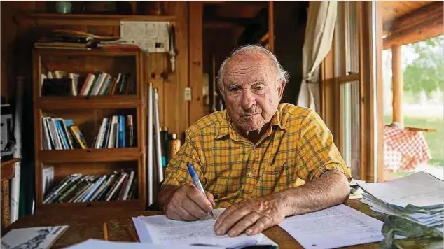  ?? Fotos: Patagonia/ZUMA Press Wire/dpa ?? Andere protzen damit, Yvon Chouinard hingegen hat sich über seinen Platz auf der Forbes-Liste der Milliardär­e sehr geärgert.