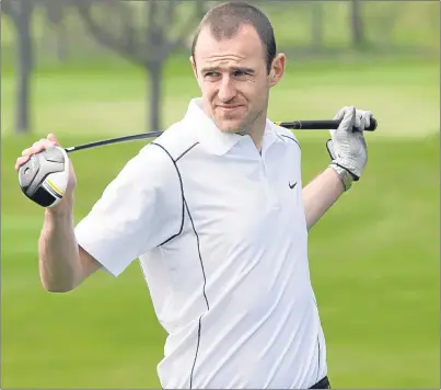  ?? Picture: Perthshire Picture Agency. ?? Dave Mackay limbers up for the St Johnstone golf day at Crieff.