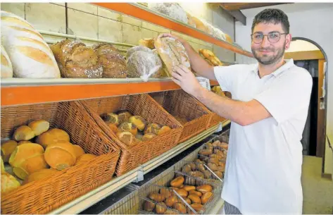  ?? FOTO: BECKERBRED­EL ?? Schon während seiner letzten Meisterprü­fungen hat sich Kai-Uwe Speicher mit einer Bäckerei in Differten selbststän­dig gemacht.