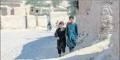  ?? TRENT INNESS/ SHUTTERSTO­CK ?? Refugee children in Afghanista­n.