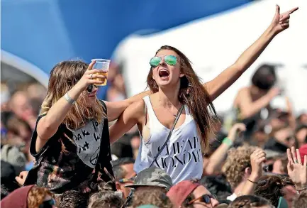  ?? PHOTO: CHRIS SKELTON/FAIRFAX NZ ?? Summer fun at the Laneway Festival in Auckland.