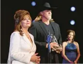  ?? FOX ?? Susan Sarandon, left, and Trace Adkins star in the drama “Monarch,” which was canceled after a single season.