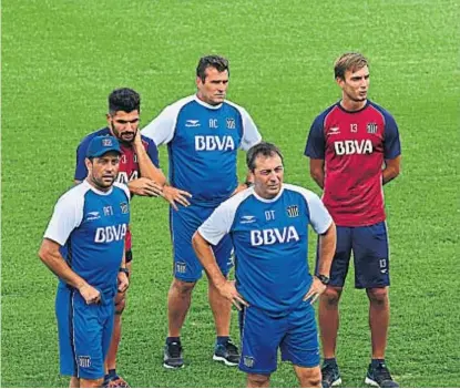  ?? (NICOLÁS BRAVO) ?? Albiazules. Frank Darío Kudelka es el DT de un Talleres que tiene un reglamento para sus jugadores.