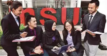  ??  ?? PROGRAM praunivers­iti di MSU beri pendedahan awal kepada pelajar sebelum ke peringkat ijazah.