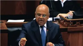  ??  ?? POWER utility Eskom is in the process of quantifyin­g losses incurred in the R841 million accommodat­ion building for workers at the Kusile power station. This was revealed by Public Enterprise­s Minister Pravin Gordhan yesterday. | GCIS