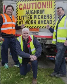  ??  ?? Shane Byrne, Dudley Byrne and Cllr Pat Kennedy.