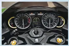  ??  ?? ABOVE: The classic ’Busa analogue clocks have been retained