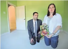  ?? MIKE DE SISTI / MILWAUKEE JOURNAL SENTINEL ?? Shanoop and Sandra Kothari hold a photo in 2011 of their 2-year-old son, Harry, in his empty room at their former home in Houston. He died in 2010 of an infection from bacillus cereus, the same bacterium found on Triad Pharmaceut­icals’ wipes. See video...