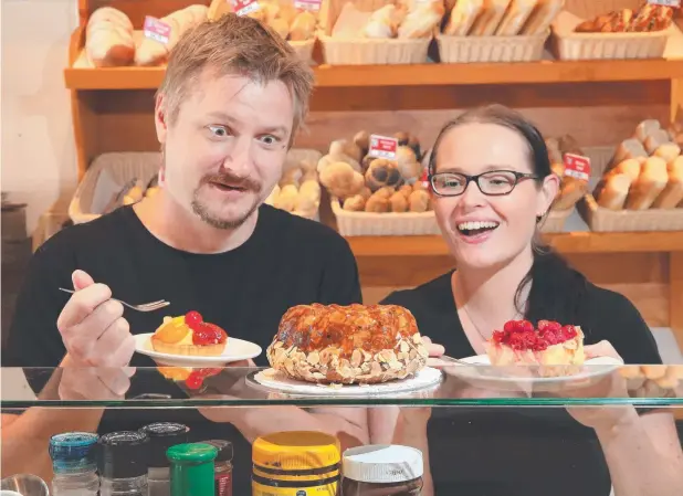  ?? Picture: JUSTIN BRIERTY ?? BERRY NICE: The Swiss Cake and Coffee Shop owners, Truls and Rebecca Fauske, are expanding their patisserie business.