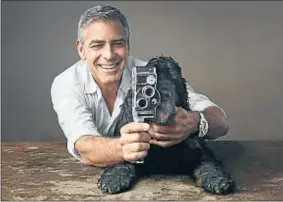  ??  ?? George Clooney y Einstein, en la campaña para una firma relojera