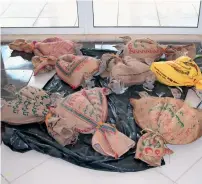  ?? Supplied photo ?? Customs officials in Ras Al Khaimah seized 12 houbara bustards while they were being smuggled to Oman. —