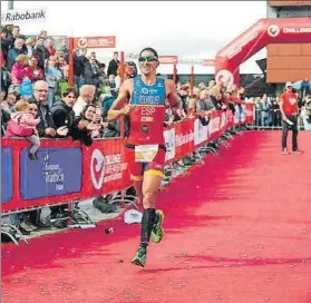  ??  ?? Las medias y las largas distancias son el punto fuerte de este atleta gallego