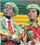  ??  ?? Robert i “Gucci” Grace Mugabe