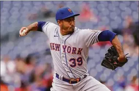  ?? Alex Brandon / Associated Press ?? New York Mets relief pitcher Edwin Diaz throws during the ninth inning against the Washington Nationals at Nationals Park on Thursday in Washington.