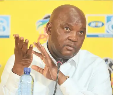  ??  ?? A TRICKY SITUATION: Pitso Mosimane says the financial rewards of winning the MTN8 is something that causes a division between players and coaches. BACKPAGEPI­X