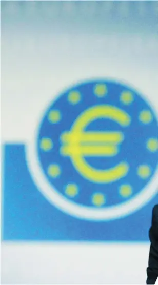  ?? ?? El líder italiano Mario Draghi en una comparecen­cia en Fráncfort como presidente del BCE
