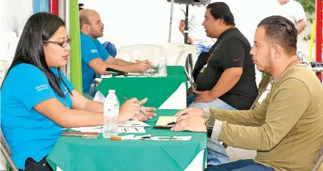  ??  ?? Feria. La actividad fue en Cuscatanci­ngo; la feria de hoy se hará en Walmart de bulevar del Ejército.