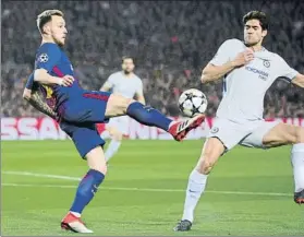  ?? FOTO: AP ?? Rakitic también fue titular en el partido ante el Chelsea en el Camp Nou