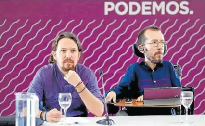  ?? Foto: Efe ?? Pablo Iglesias y Pablo Echenique, ayer en el Consejo Ciudadano de Podemos.