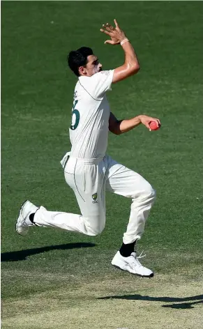  ?? PHOTOSPORT ?? Australian fast bowler Mitchell Starc was brilliant in Perth.