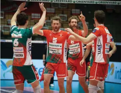  ?? FOTO DICK DEMEY ?? De opdracht zaterdag is simpel voor Maaseik: zo snel mogelijk 2 sets winnen en dan is de bekerfinal­e een feit.