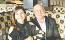  ?? THE CANADIAN PRESS FILES ?? Dan and Lise-anne Serafini say sales at their restaurant in Hollywood, Fla., are down about 30 per cent this year.