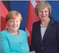  ??  ?? ENCUENTRO. La primera ministra británica, Theresa May, junto a la canciller alemana, Angela Merkel.