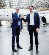  ?? LaPresse ?? Fiumicino Di Maio e Toninelli nell’hangar