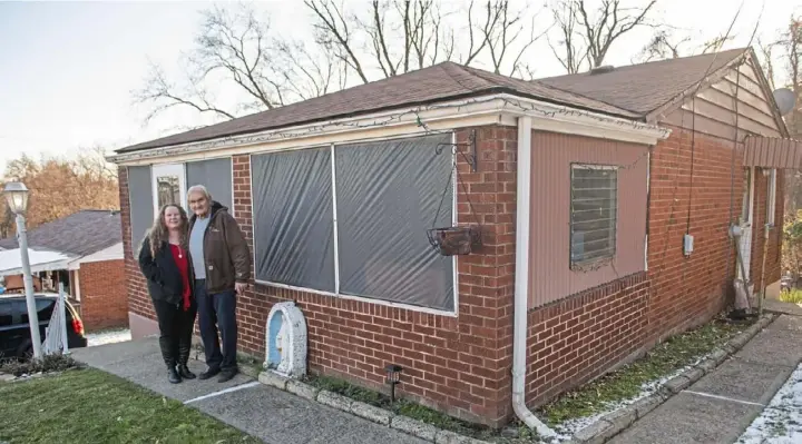  ?? Emily Matthews/Post-Gazette ?? Lisa and Rich Yezovich’s home in North Braddock was given to them by London entreprene­ur Jim Zockoll, who’s also from North Braddock.