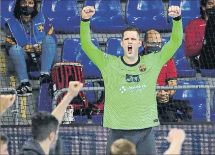  ?? FOTO: PEP MORATA ?? El portero danés Kevin Möller, de 31 años, juega su última temporada en el Barça antes de volver al Flensburg alemán