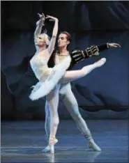  ??  ?? Sara Mearns and Jared Angle in Balanchine’s “Swan Lake.”