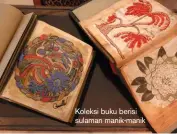  ??  ?? Koleksi buku berisi sulaman manik-manik