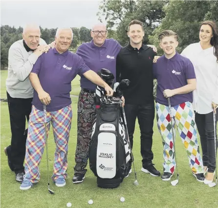  ??  ?? 0 Scottish football legend Chic Charnley, David Sherwood, Alzheimer Scotland ambassador Dougie Mccluskey, Kris Commons, Nicholas Mcdonald and Lisa Hague. Picture: Brian Nixon.