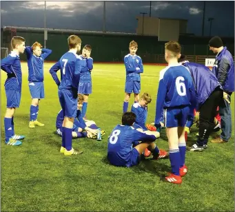  ??  ?? Carrick during their half- time team talk.