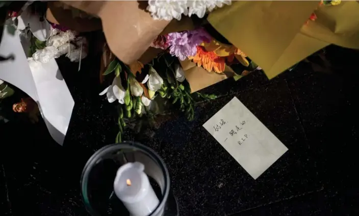  ?? Photograph: Flavio Brancaleon­e/AAP ?? Floral tributes in Bondi Junction after six people were killed in a stabbing attack.