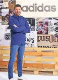  ??  ?? Lässig: Adidas-Chef Kasper Rorsted gestern in Herzogenau­rach.