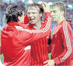  ??  ?? Alex McLeish with Eric Black and Neale Cooper in 1983