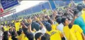  ?? TWITTER/CSK ?? A sea of yellow as CSK fans board the special train from Chennai to watch their team’s ‘home’ game vs Royals in Pune.