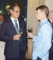  ??  ?? Chito Limcaoco and Swedish Ambassador Harald Fries.