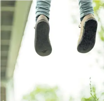  ??  ?? UNGROUNDED: Hanging is the most common suicide method in Thailand, making up 70% of cases.