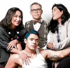  ??  ?? Also in the cast is Joaquin Valdes (center, seated), along with Naths Everett and Mica Pineda.