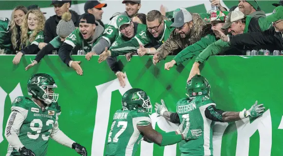 ?? BRANDON HARDER ?? Defensive standouts Mic’hael Brooks, left, Samuel Eguavoen and Willie Jefferson drove the Saskatchew­an Roughrider­s to a 12-6 mark and a home playoff game in 2018. However, in the end, their collective excellence couldn’t make up for the team’s anemic offence.