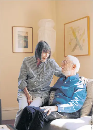  ?? ?? Phyllis Raphael, 86, and Stan Leff, 89, in her Manhattan apartment, on Sept 9.
