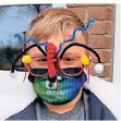  ?? FOTO: EAH ?? Szymon Bejczack (8) aus Hinsbeck hat seine Brille umgerüstet.