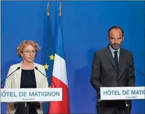  ??  ?? Muriel Pénicaud, ministre du Travail, et Edouard Philippe, Premier ministre.