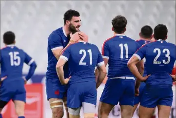  ?? (Photo AFP) ?? Guidés par un Charles Ollivon taille patron, les Bleus vont se tourner vers l’Écosse pour espérer aller décrocher le Graal et peu importe le scenario.